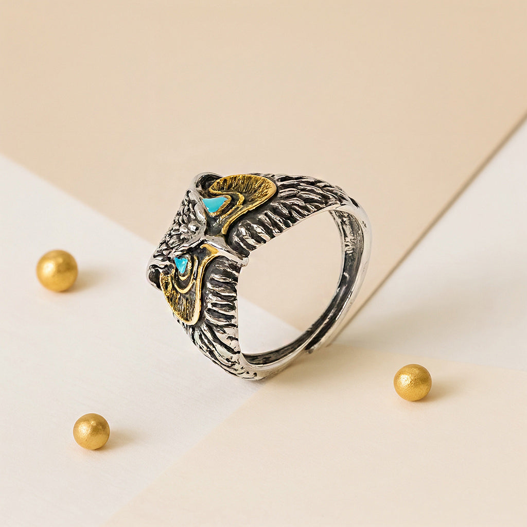 Gothic Owl Adjustable Finger Ring. Handcrafted Witchy Jewelry for Halloween, Unique Bird Jewelry, Unisex Ring, Halloween Special Jewelry