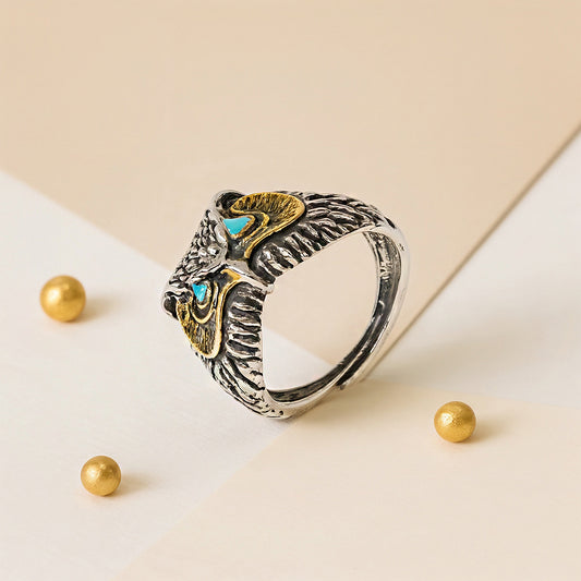 Gothic Owl Adjustable Finger Ring. Handcrafted Witchy Jewelry for Halloween, Unique Bird Jewelry, Unisex Ring, Halloween Special Jewelry