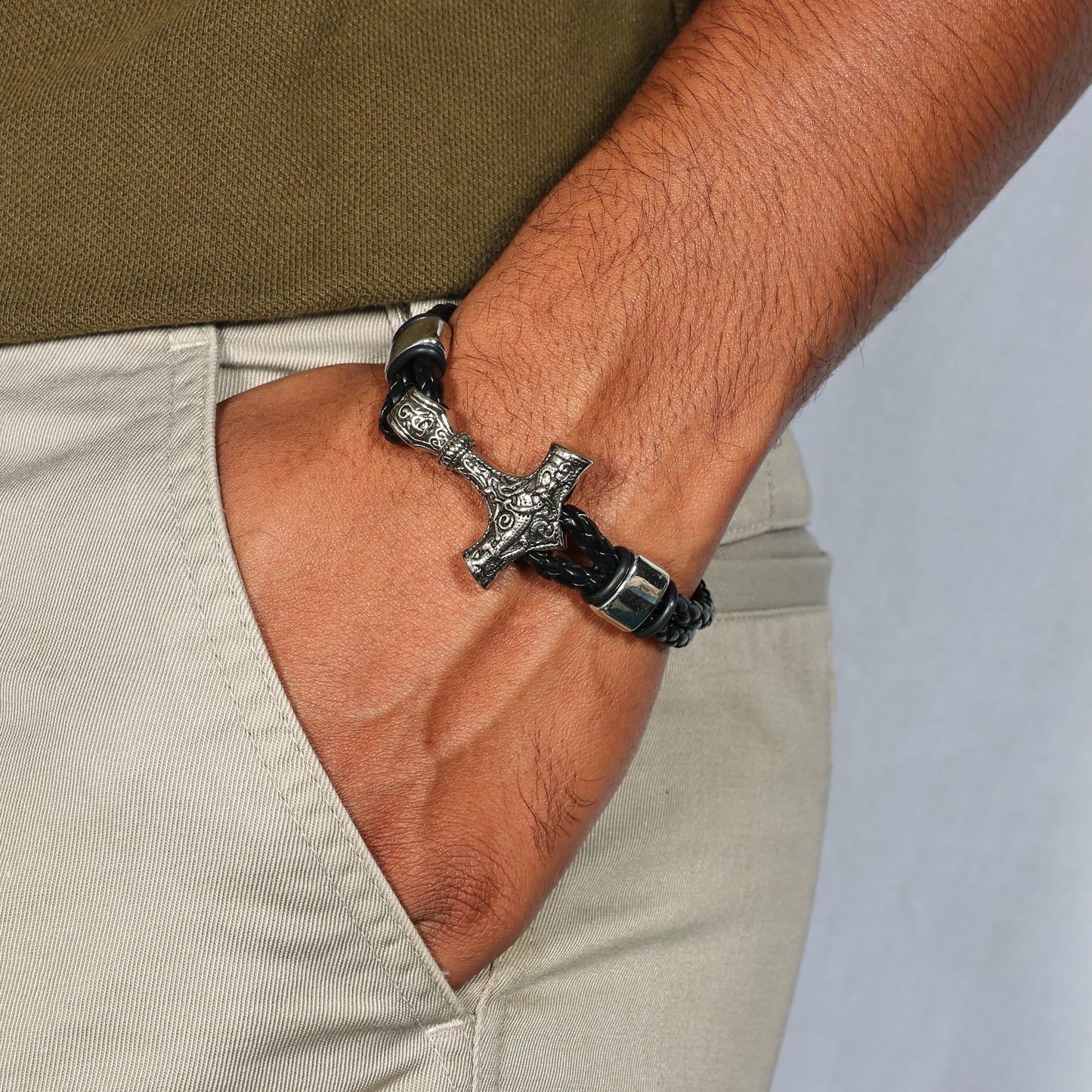 Viking Thor Hammer Bracelet for Men | Mjolnir Leather Bracelet | Norse Mythology Jewelry | Braided Leather Wristband | Gift for Him & Her