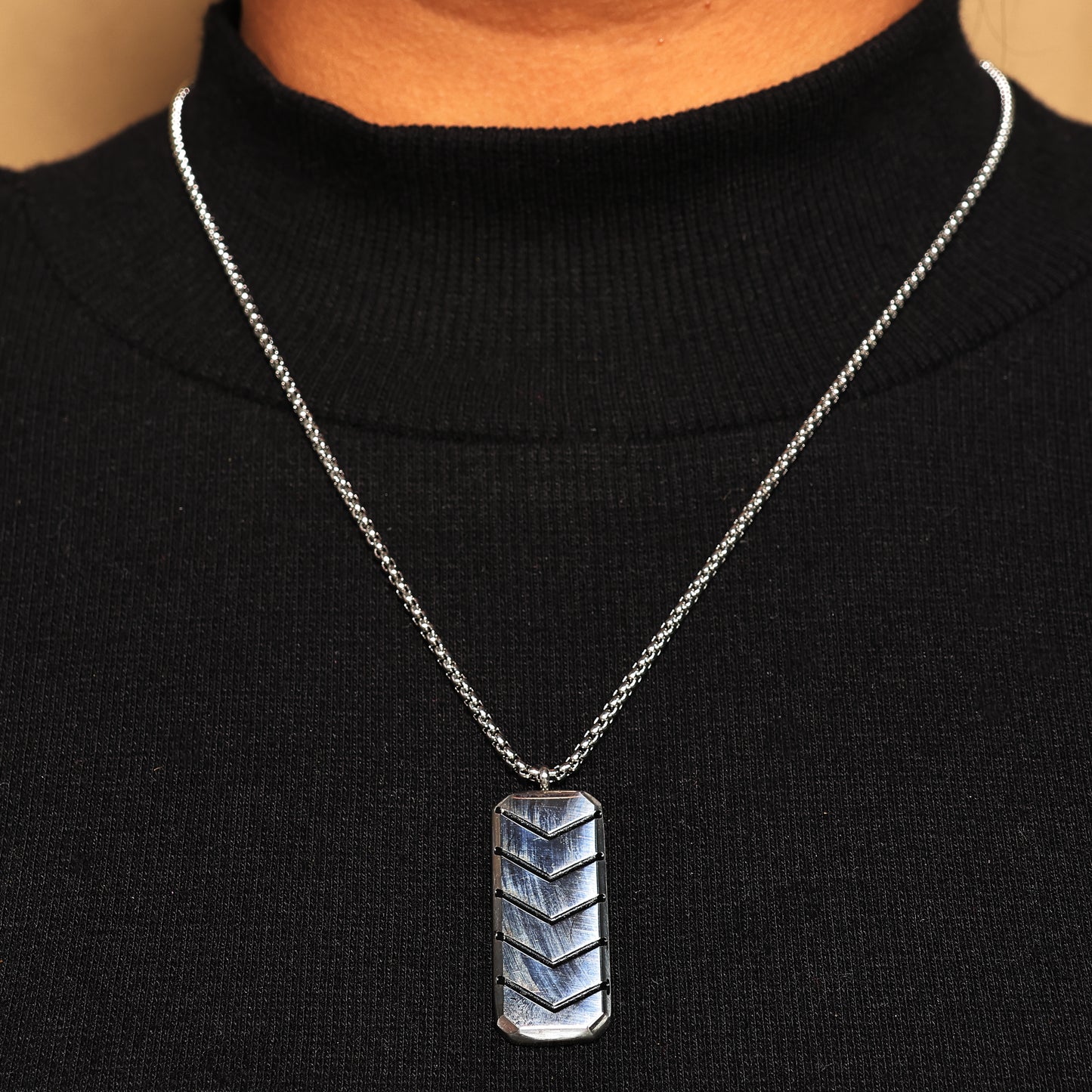 Chevron Bar Pendant Necklace, Plain Metal Design, Unisex Pendant with Universal Chain, Dog Tag Pendant Necklace for Him & Her