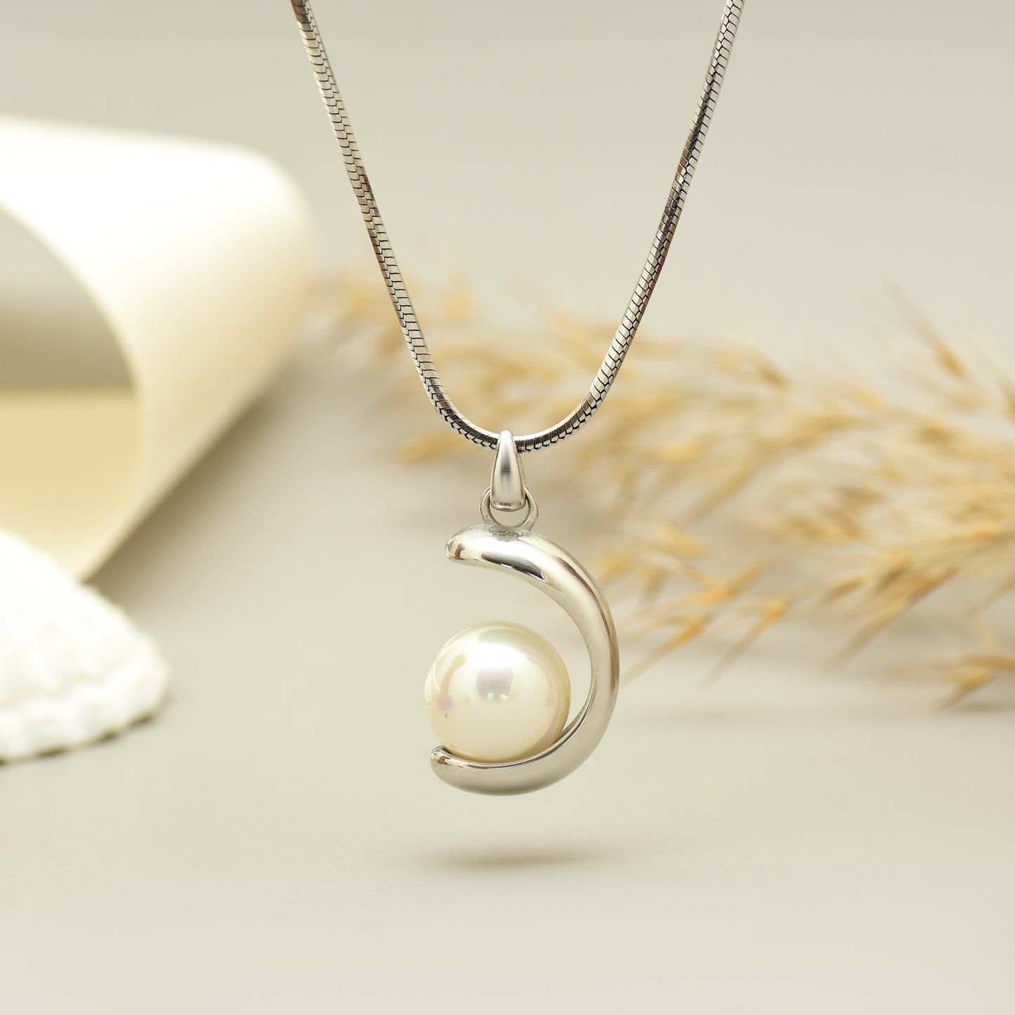Mother of Pearl Pendant, Anniversary Gift for Her, Elegant Jewelry, Charm Necklace, Pearl Pendant, Adjustable Chain Pendant, Women Jewelry