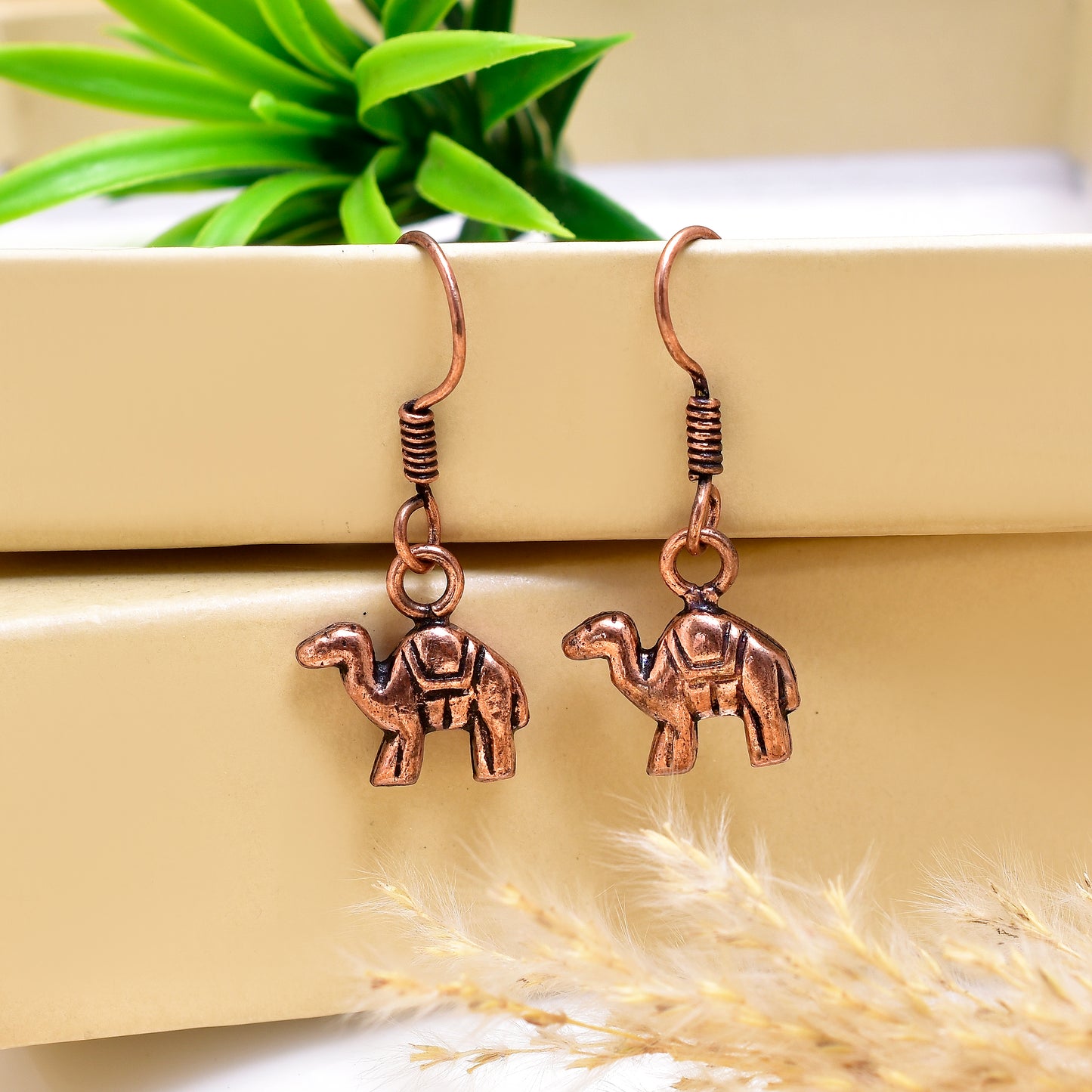 Animal Miniature Jewelry, Camel Dangle Earrings, Camel Charm Jewelry, Dessert Animal, Antique Copper Jewelry, Camel Lover Gift, Animal Charm