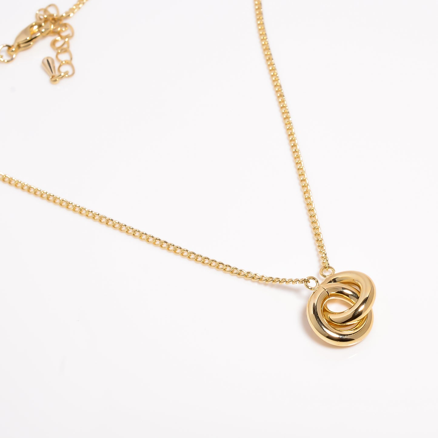 Interlocking Circle Necklace, Tiny Eternity necklace, Love Infinity Necklace, Adjustable Chain Necklace, love knot necklace, Gift for Her