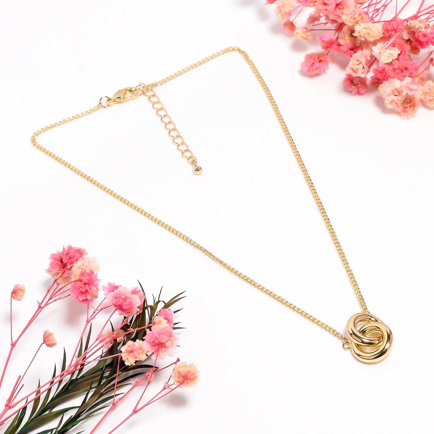 Interlocking Circle Necklace, Tiny Eternity necklace, Love Infinity Necklace, Adjustable Chain Necklace, love knot necklace, Gift for Her