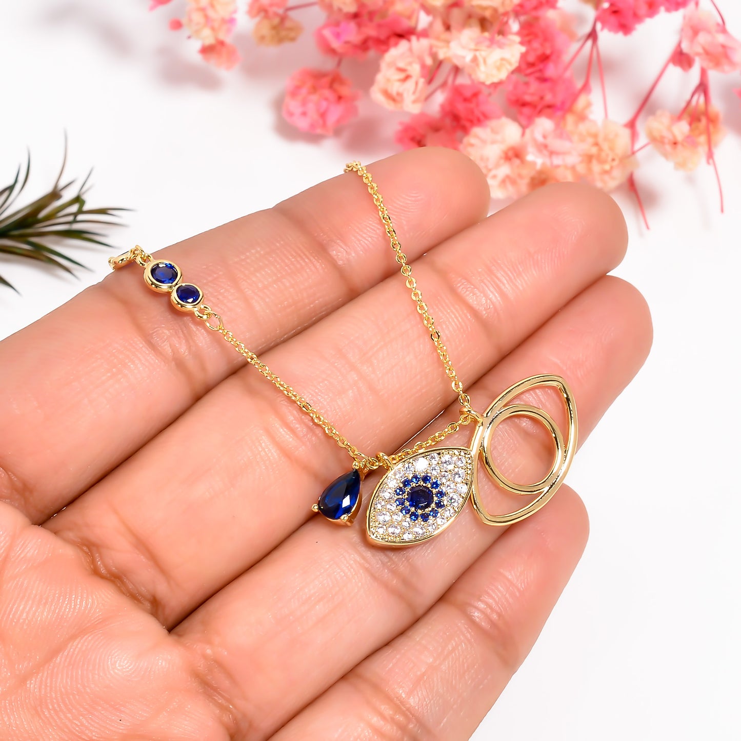 Evil Eye Necklace, Protect you and your loved ones with this Evil Eye Protection Amulet Necklace, Adjustable Chain, Gift for Her
